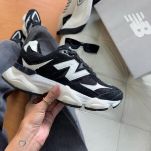New Balance 9060 Couro preto/branco